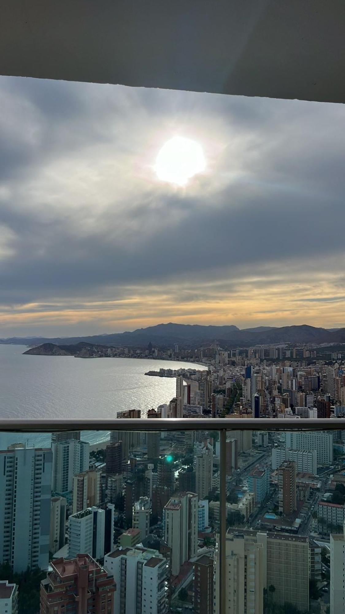 Torre Lugano By Renthas Apartment Benidorm Exterior photo